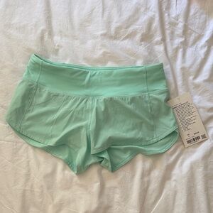 lululemon athletica Speed Up Shorts Mint Green in Size 4